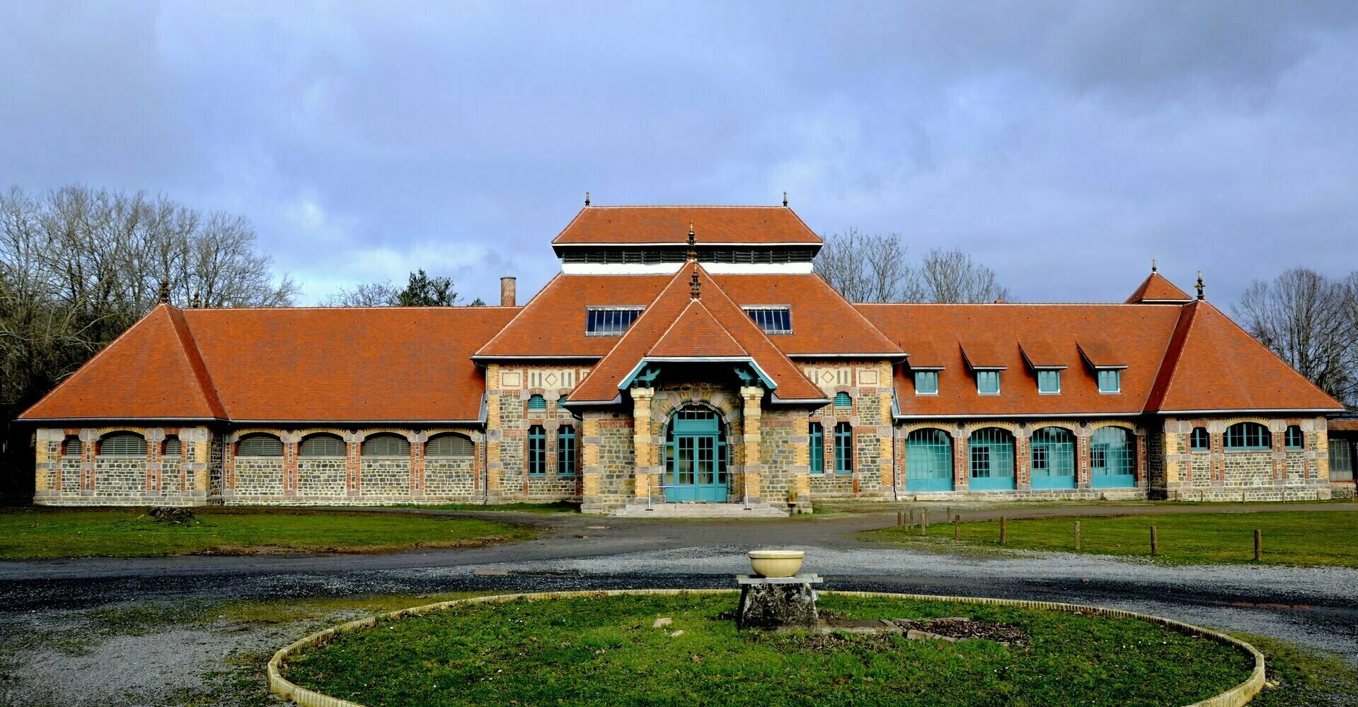 Mairie de Lavault-saint-Anne dans le 03 allier